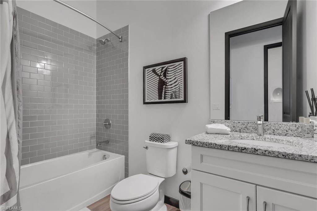 ABACO POINTE - Residential