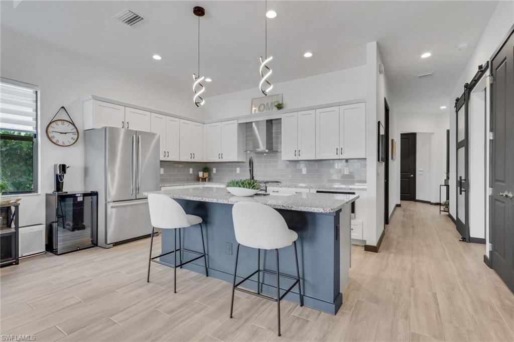 ABACO POINTE - Residential