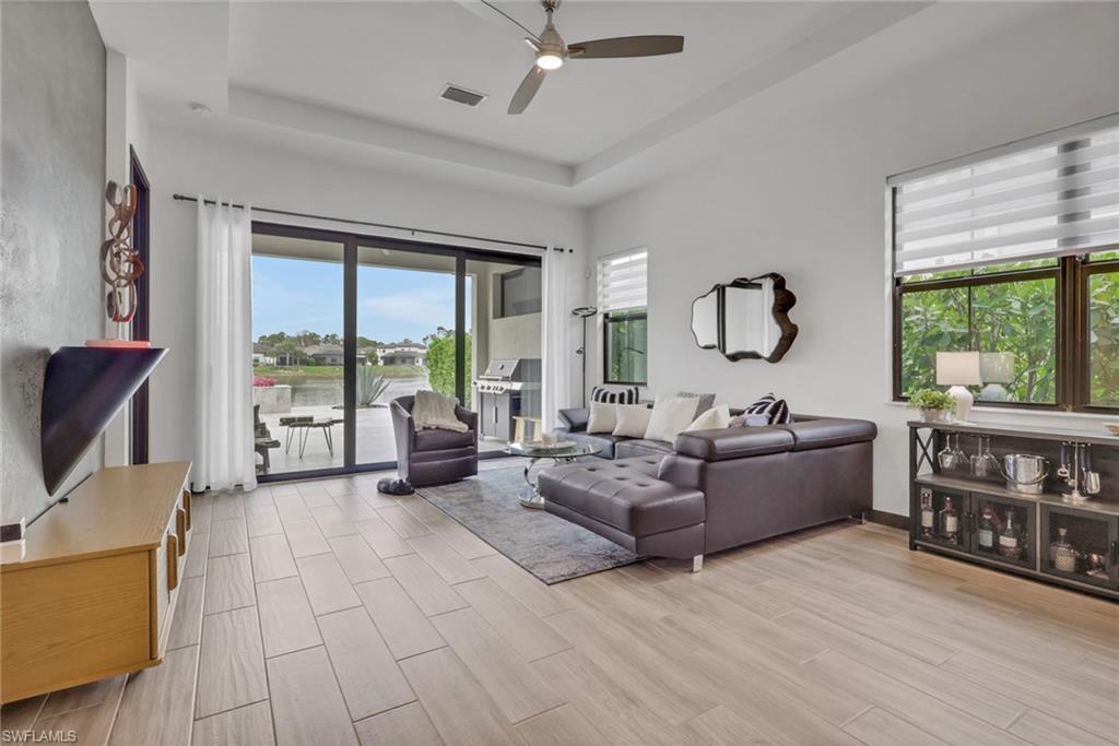 ABACO POINTE - Residential
