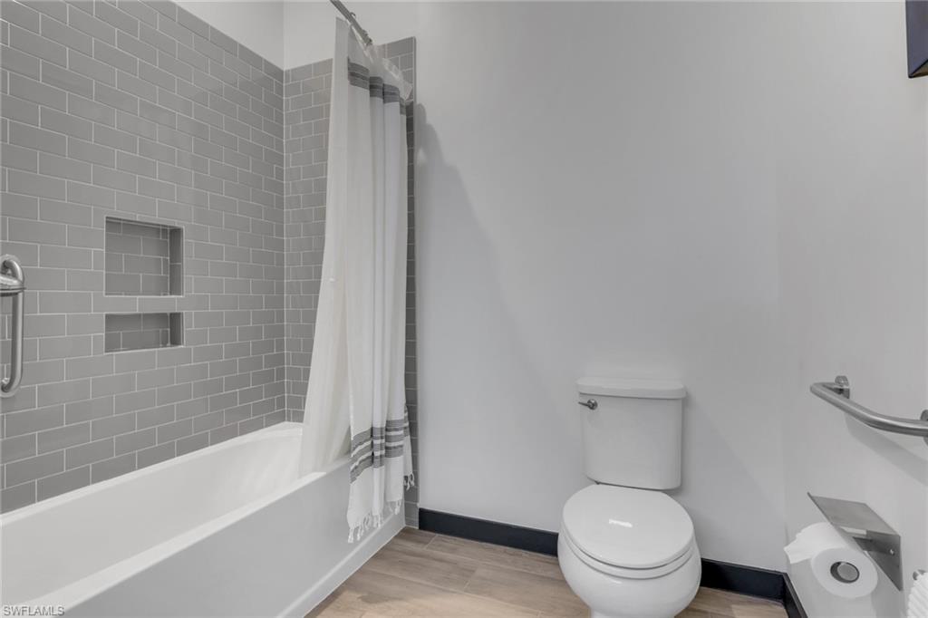 ABACO POINTE - Residential
