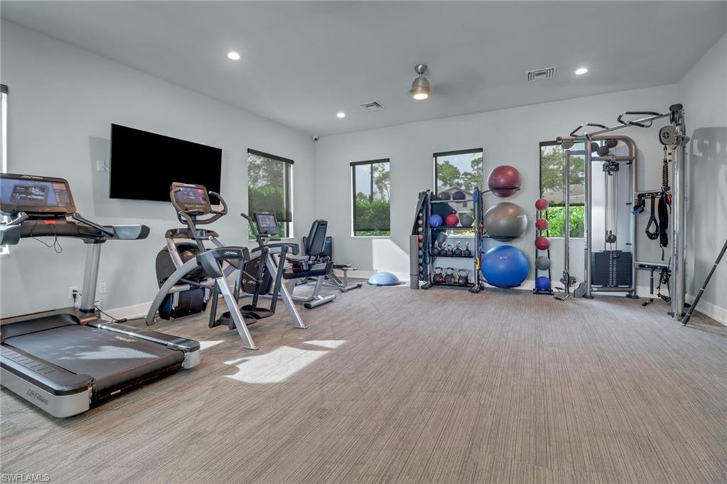 ABACO POINTE - Residential