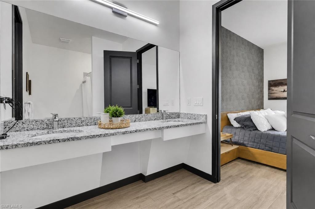 ABACO POINTE - Residential