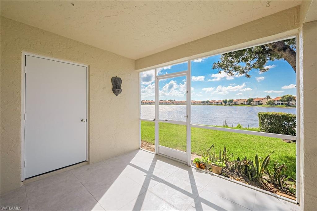 VILLAGES AT EMERALD LAKES - Residential Lease