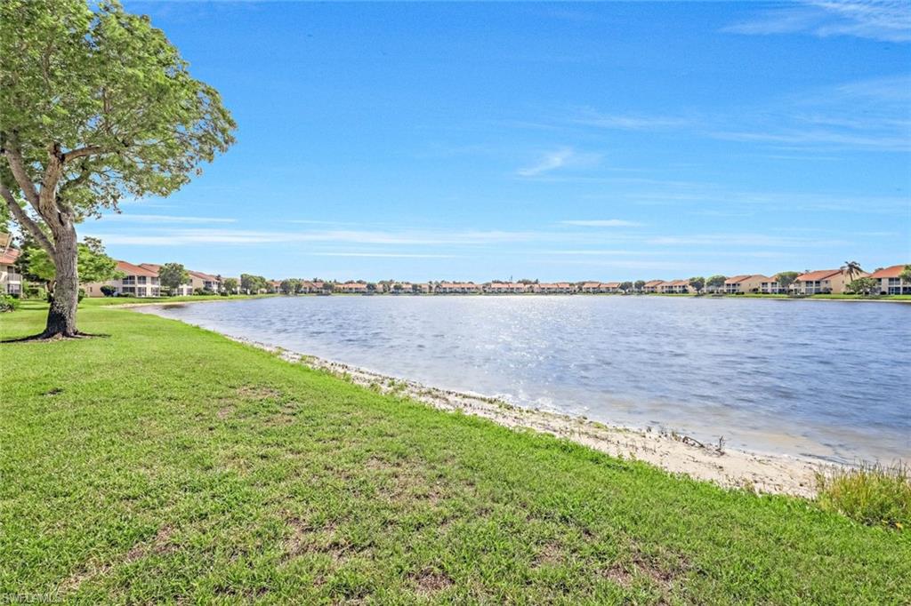 VILLAGES AT EMERALD LAKES - Residential Lease