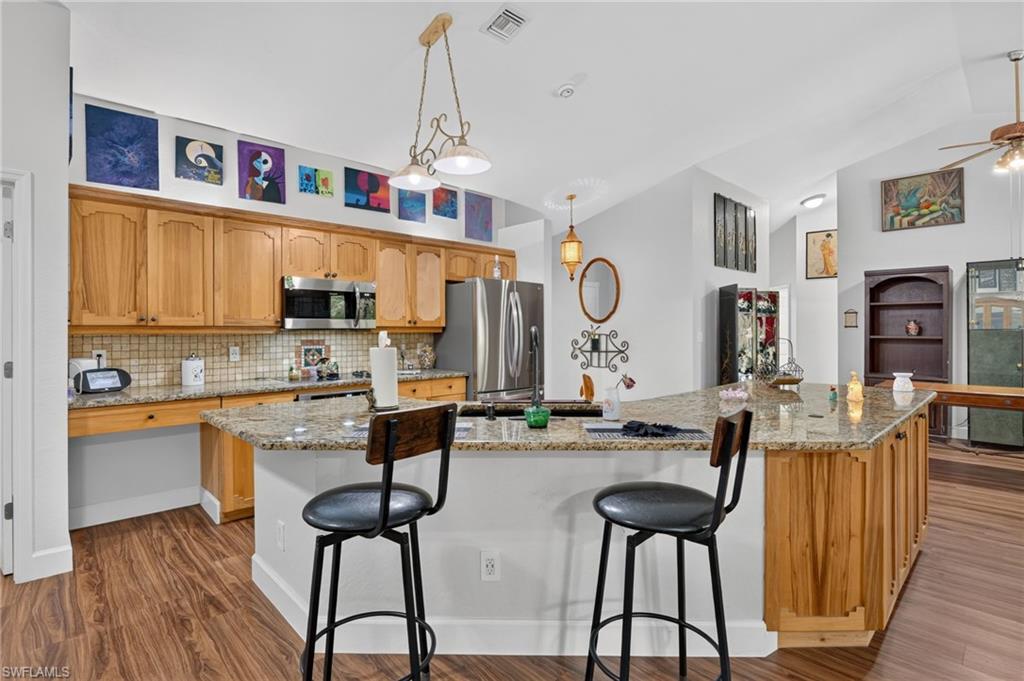 GOLDEN GATE ESTATES - Residential