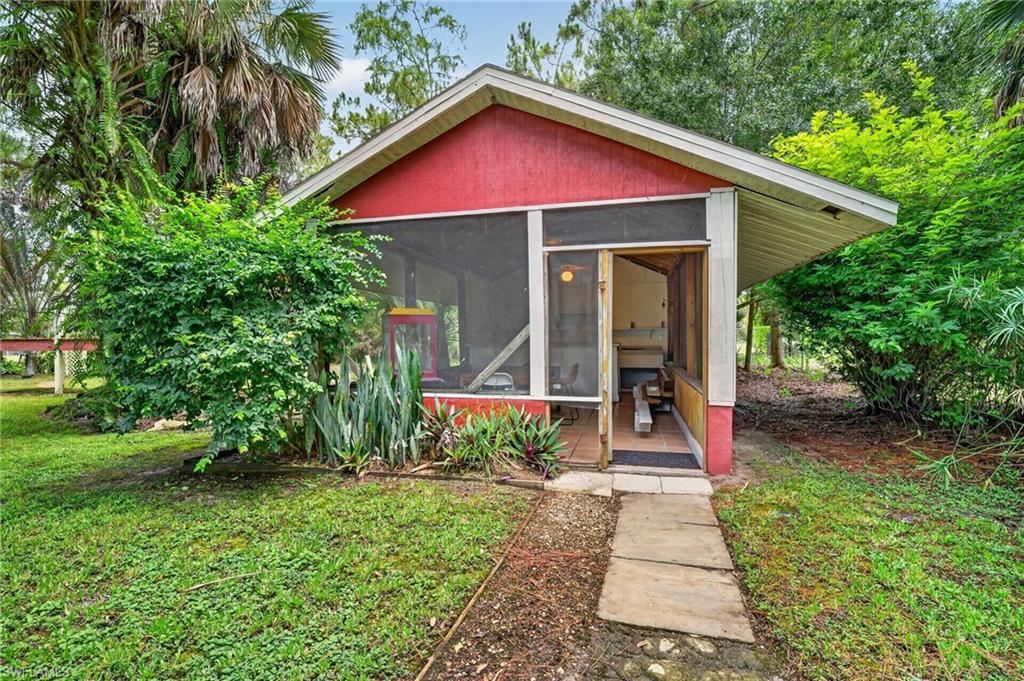 GOLDEN GATE ESTATES - Residential