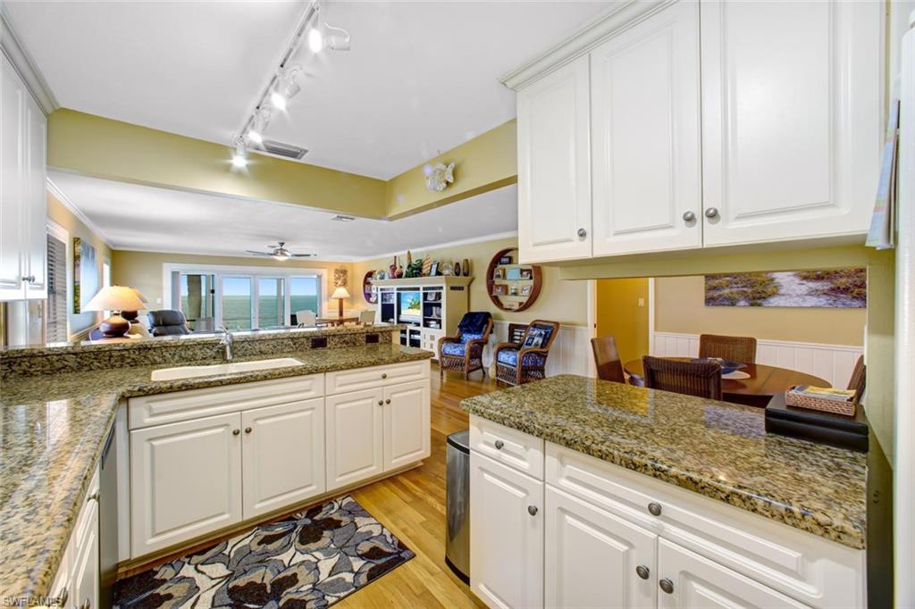BONITA BEACH - Residential