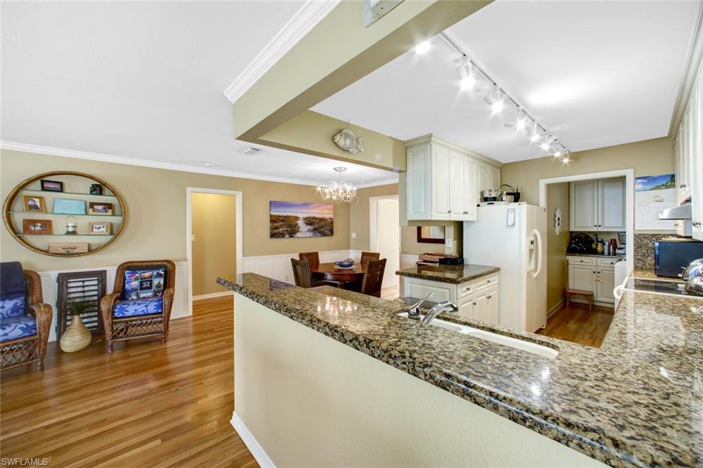 BONITA BEACH - Residential
