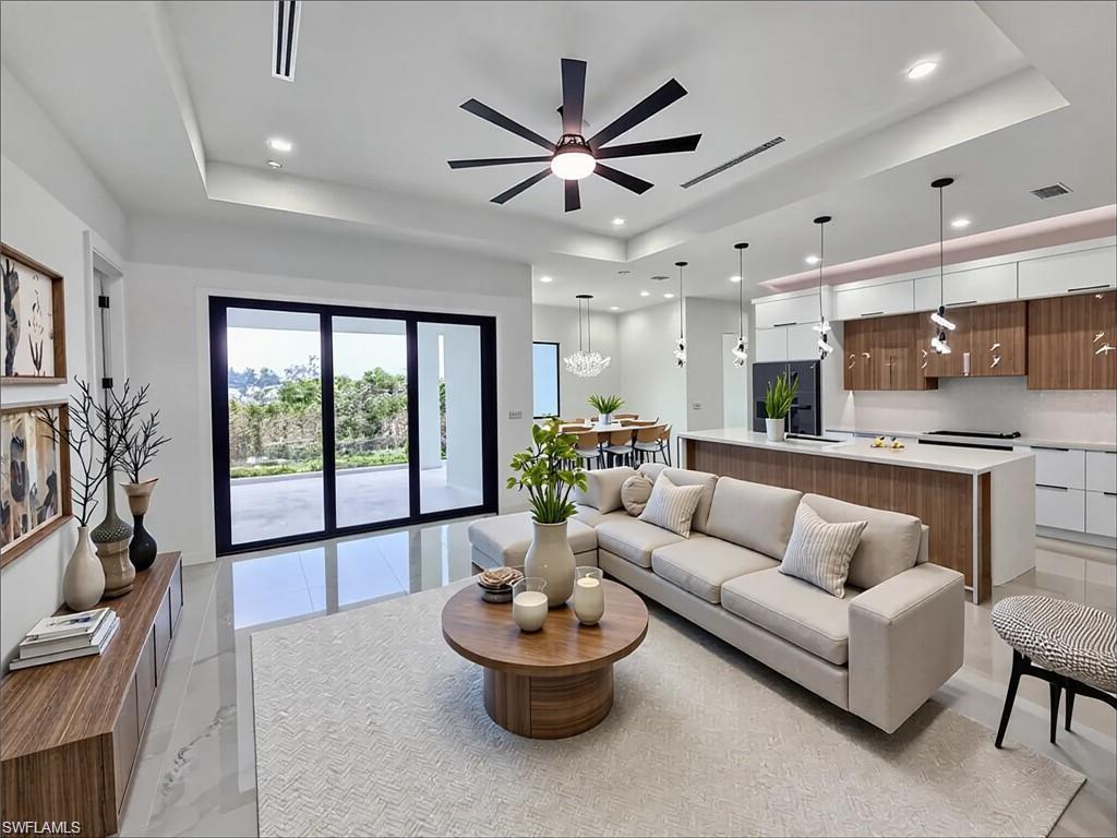 CAPE CORAL - Residential Lease
