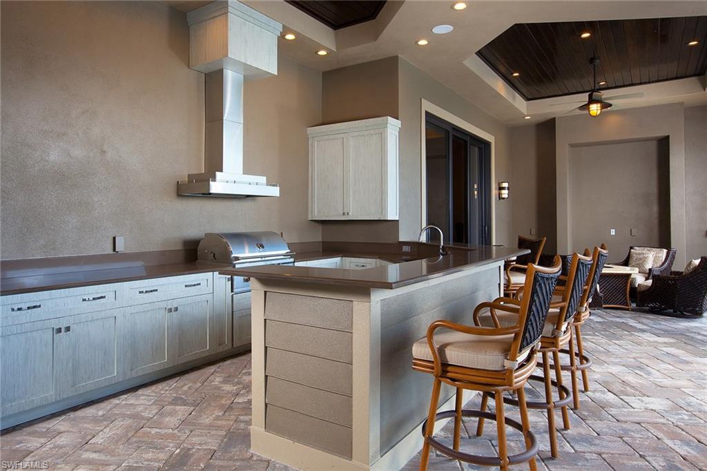 MARCO BEACH - Residential