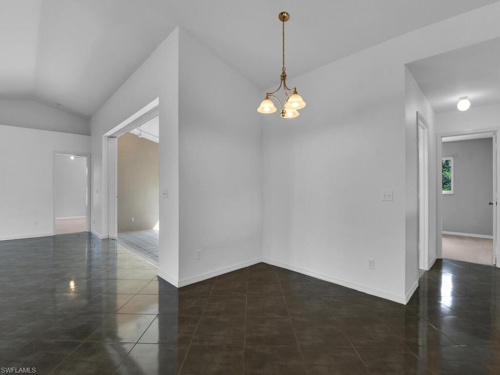 SAN CARLOS PARK - Residential