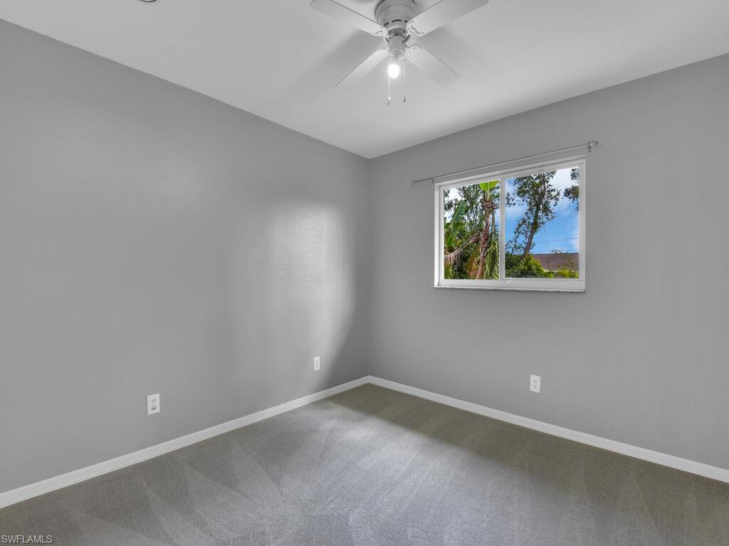 SAN CARLOS PARK - Residential