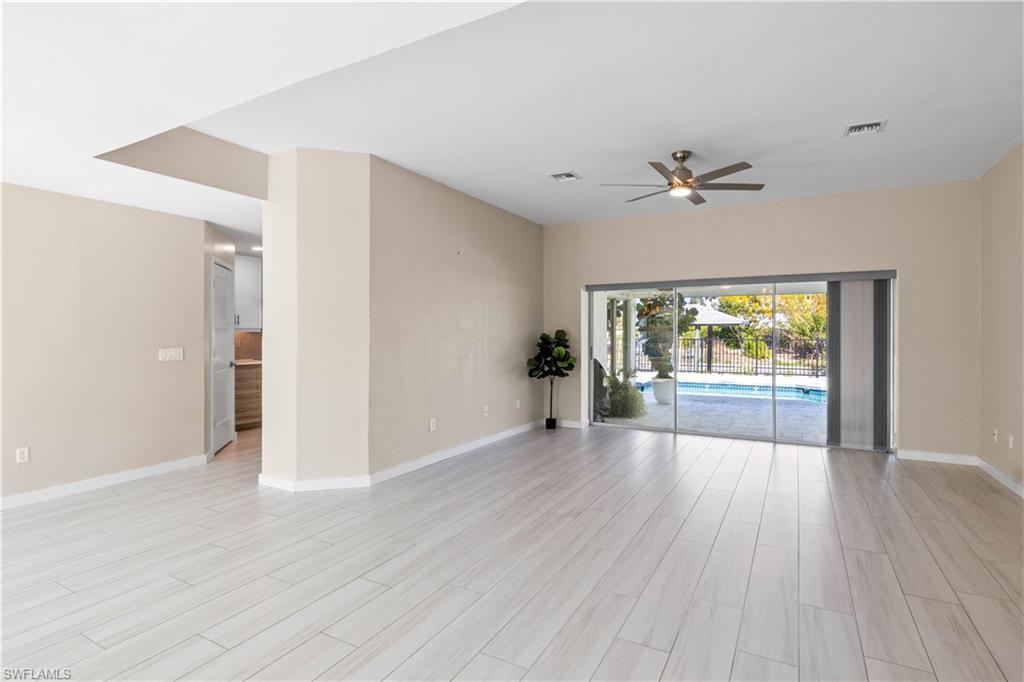 MANATEE BAY UNRECORDED SUBDIVISION - Residential
