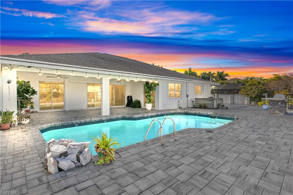 MANATEE BAY UNRECORDED SUBDIVISION - Residential