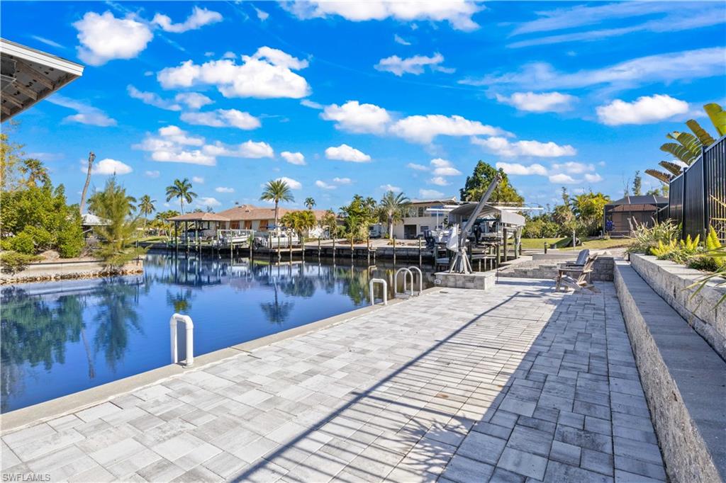 MANATEE BAY UNRECORDED SUBDIVISION - Residential
