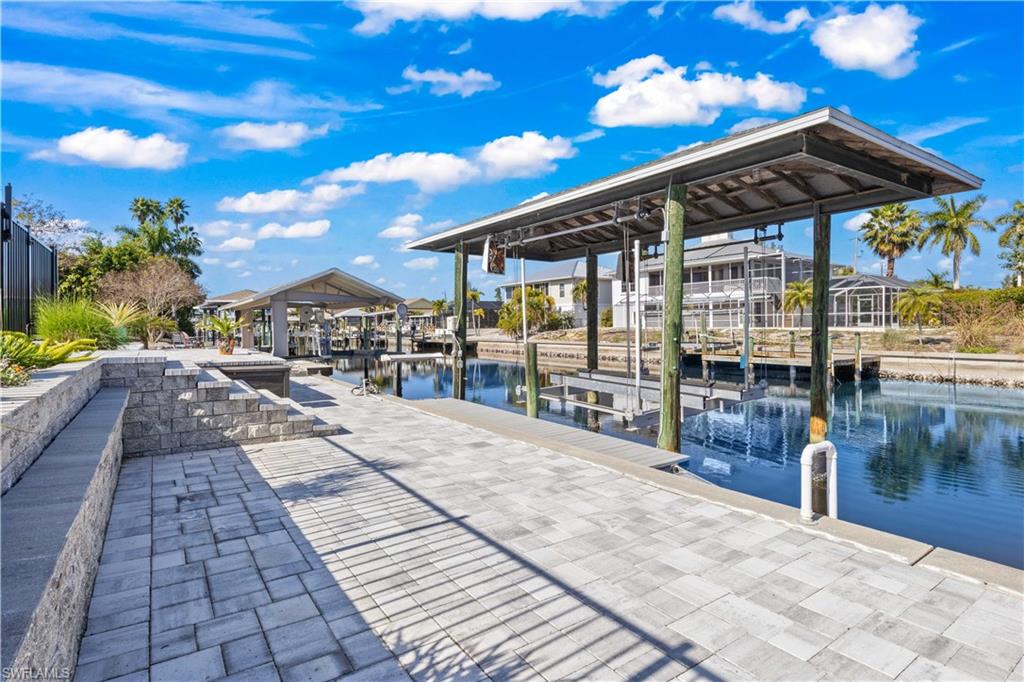 MANATEE BAY UNRECORDED SUBDIVISION - Residential