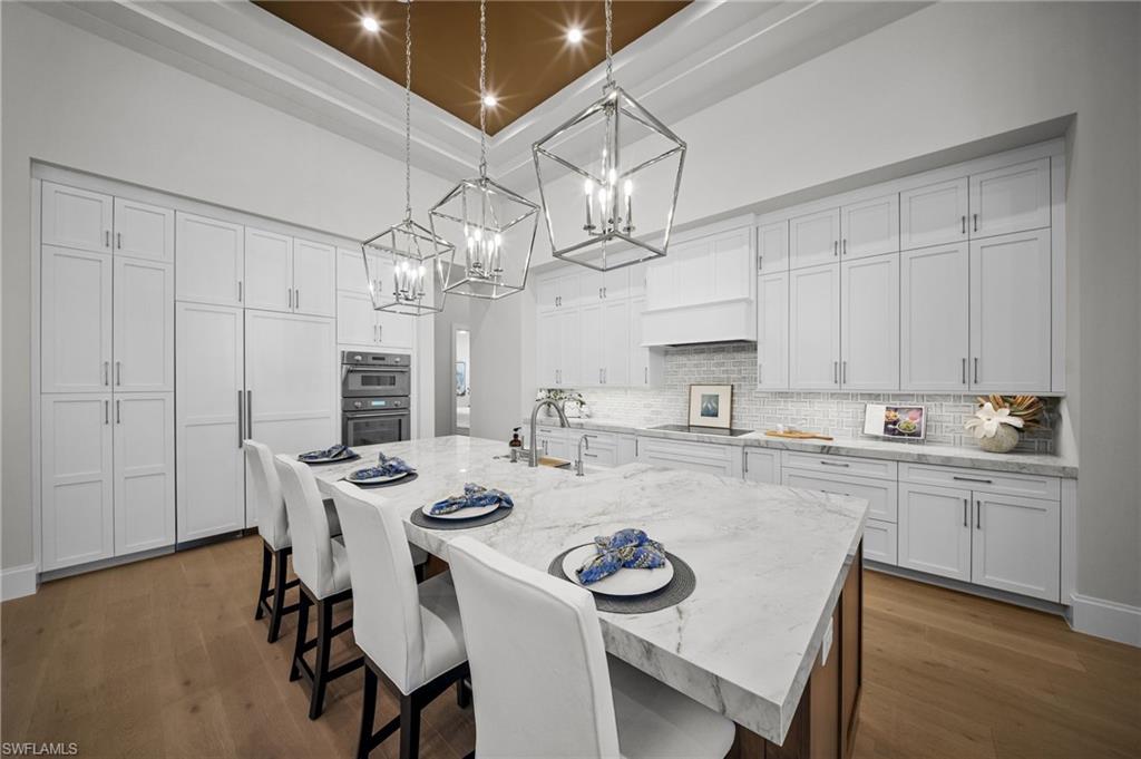 ESPLANADE LAKE CLUB - Residential
