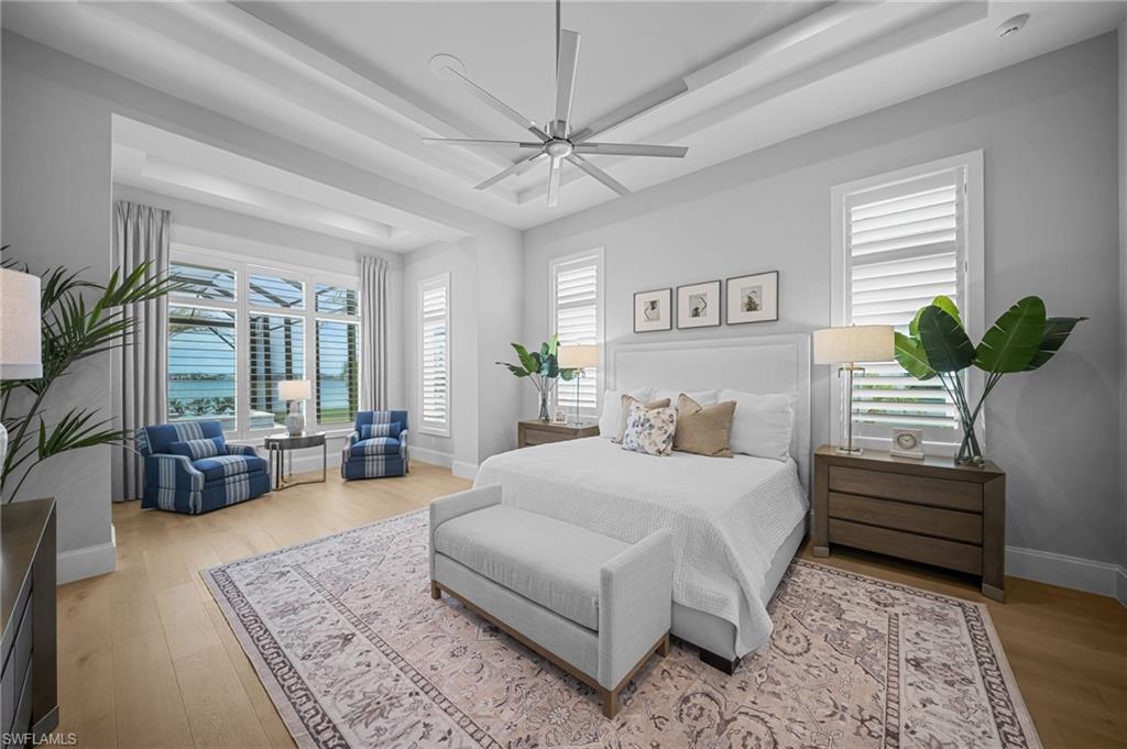 ESPLANADE LAKE CLUB - Residential