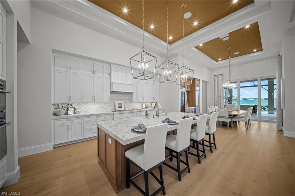 ESPLANADE LAKE CLUB - Residential