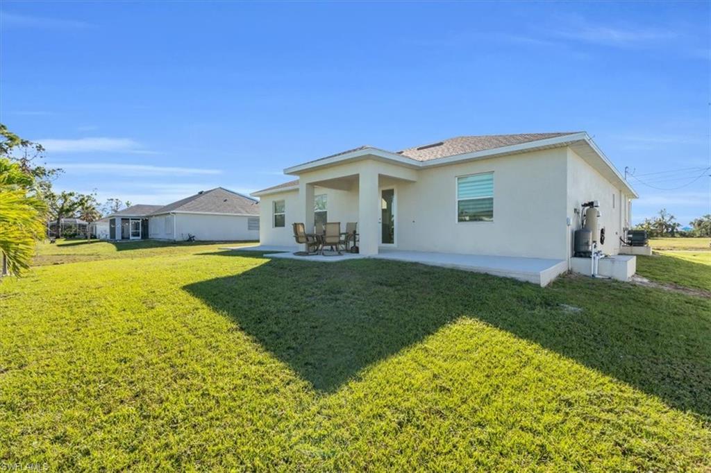 CAPE CORAL - Residential