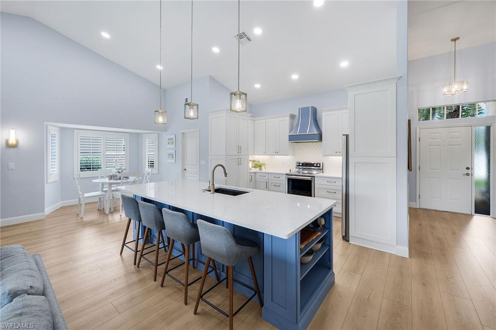 BAY CEDAR - Residential