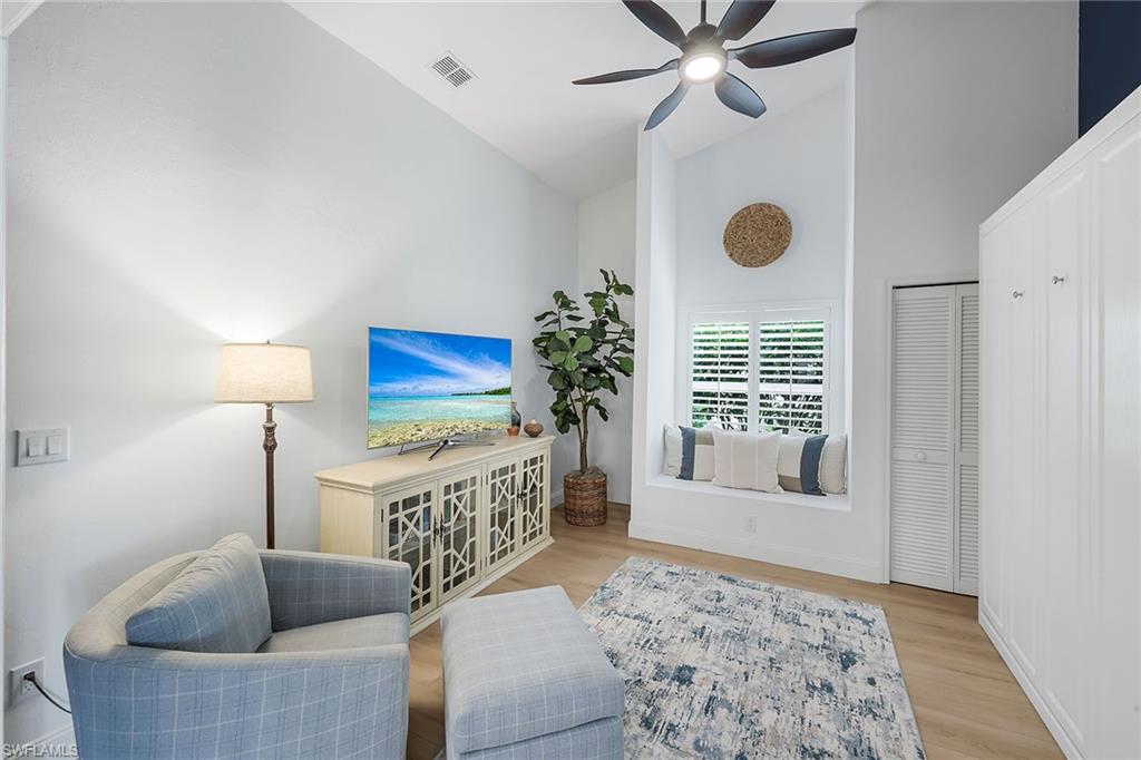 BAY CEDAR - Residential