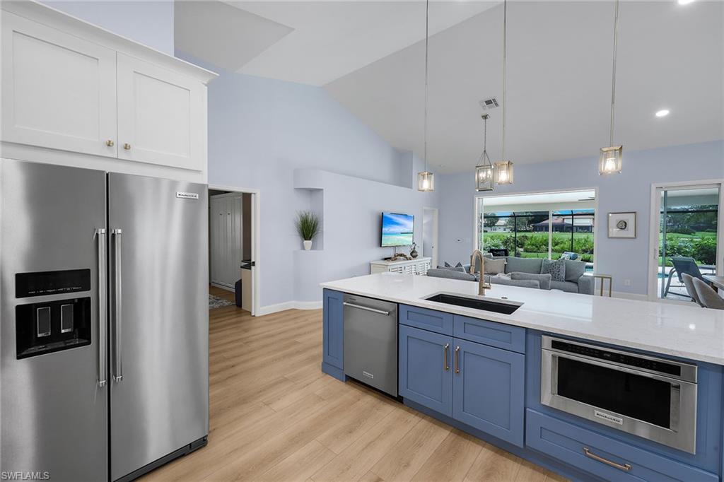 BAY CEDAR - Residential
