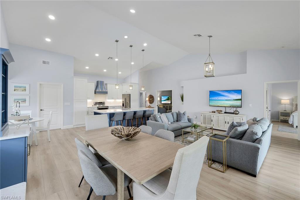 BAY CEDAR - Residential