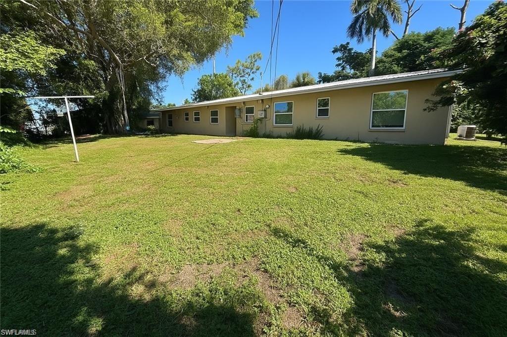 PINE MANOR - Residential Income