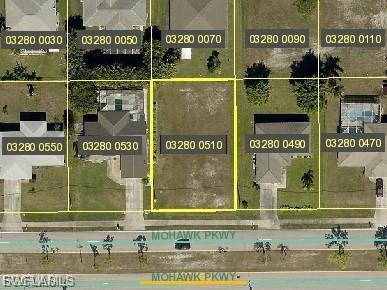 Beautiful lot located in the highly desirable SW area, surrounded by newer homes and ongoing development. This prime property features city water and sewer assessments fully paid, saving you thousands in future costs. Situated outside of a flood zone, it offers added peace of mind and lower insurance expenses.

Whether you're ready to build your dream home now or looking for a smart long-term investment, this lot presents an exceptional opportunity. Enjoy the benefits of a growing community, convenient access to shopping, dining, schools, and major roadways, while securing a property with strong future appreciation potential.