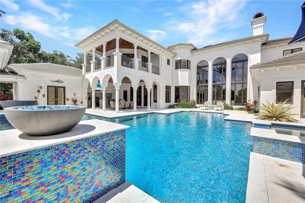 PRATO GRAND ESTATES - Residential