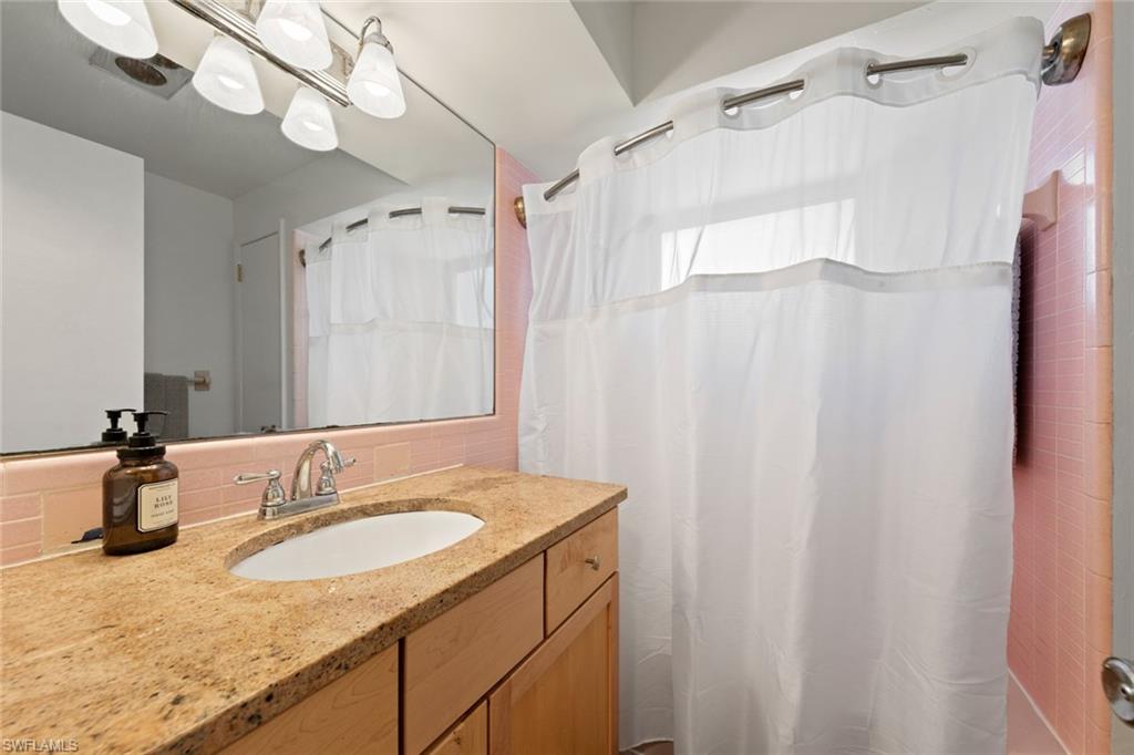 TANGLEWOOD - Residential