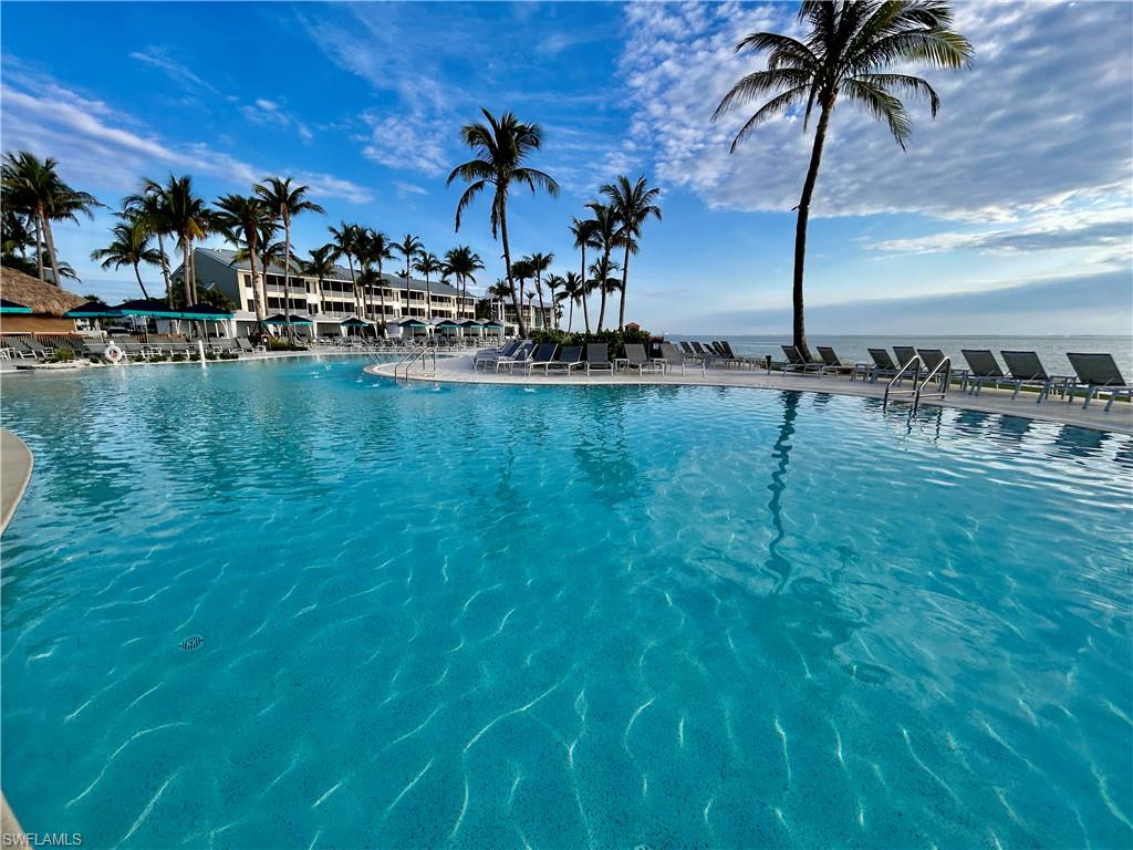 GULF BEACH VILLAS - Residential