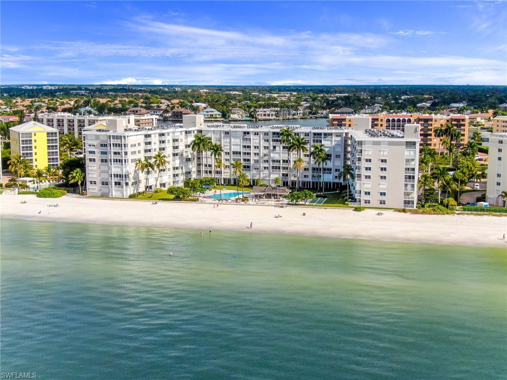 NAPLES CONTINENTAL - Residential