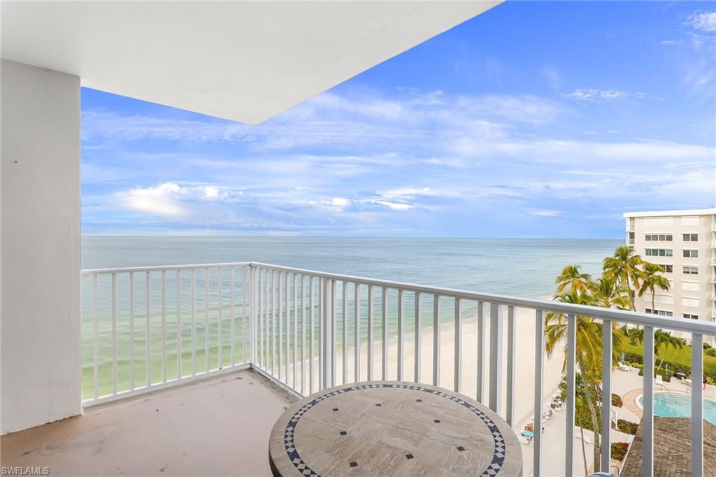 NAPLES CONTINENTAL - Residential