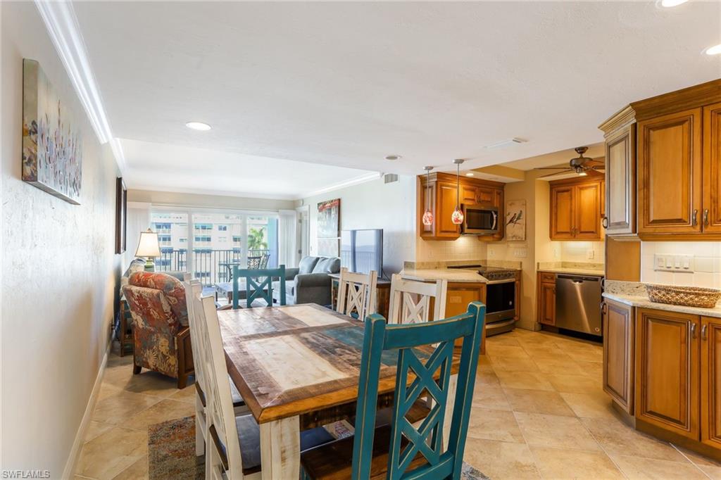 NAPLES CONTINENTAL - Residential