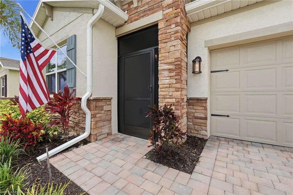 STONEWATER - Residential