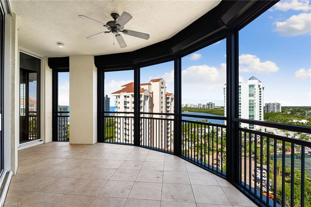 SEASONS AT NAPLES CAY - Residential