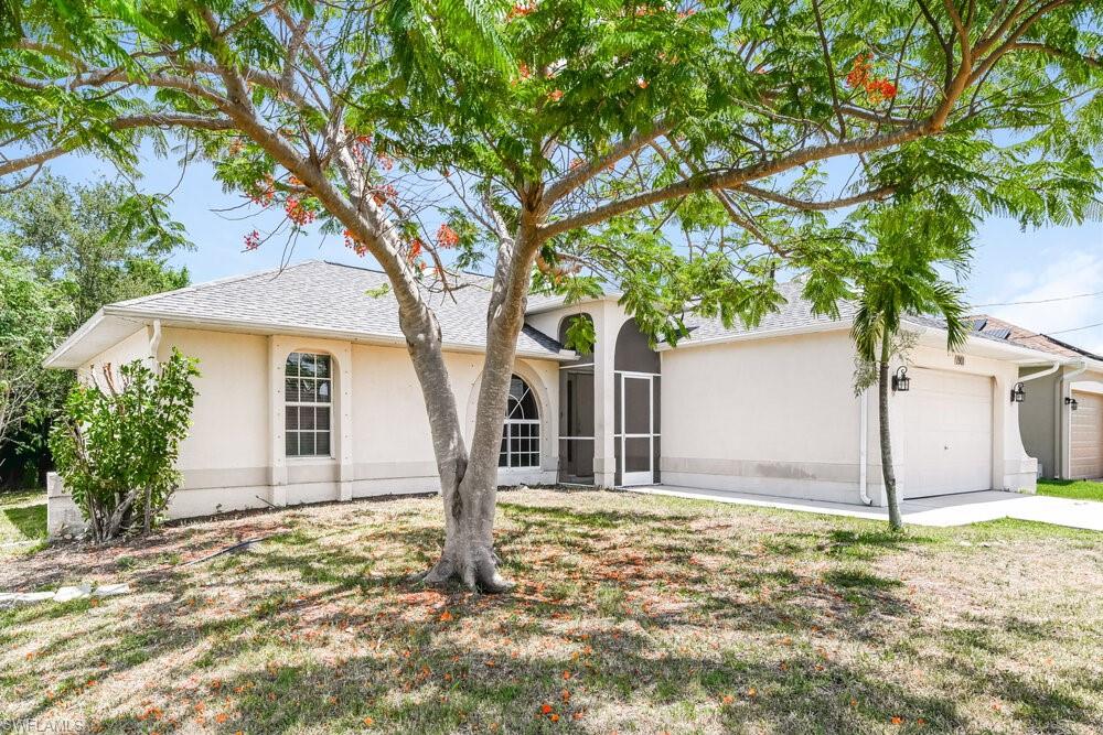 CAPE CORAL - Residential Lease
