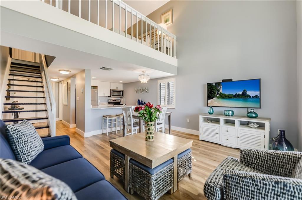 TENNIS VILLAS - Residential