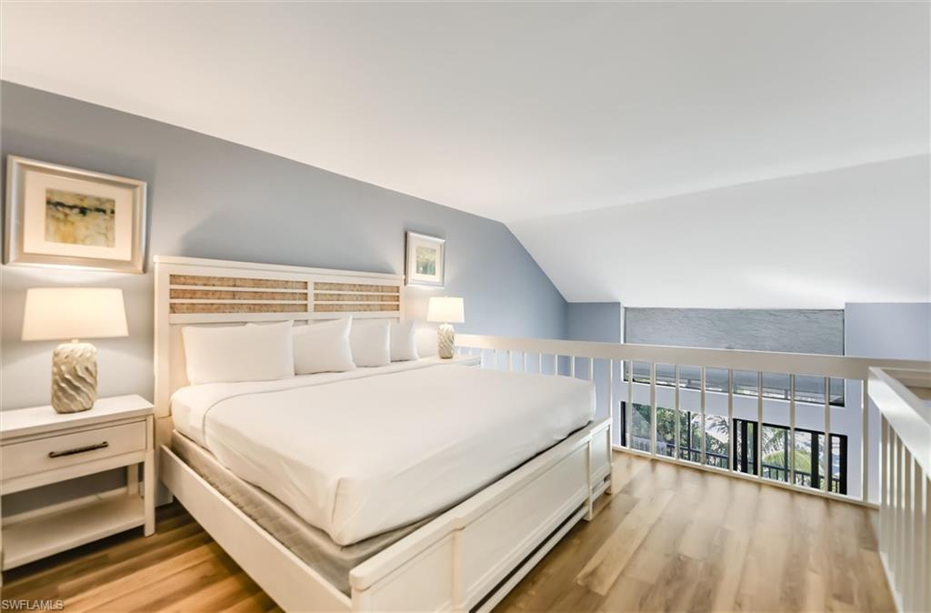 TENNIS VILLAS - Residential