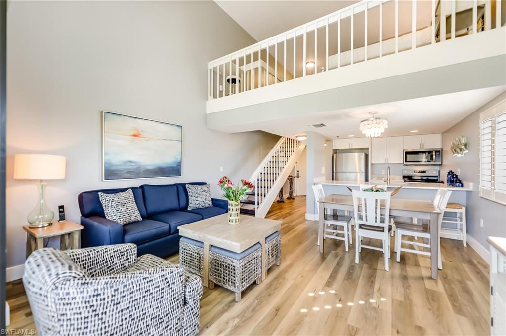 TENNIS VILLAS - Residential