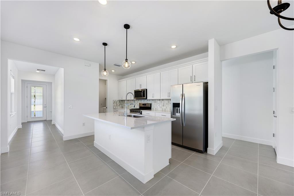 VERDANA VILLAGE - Residential Lease