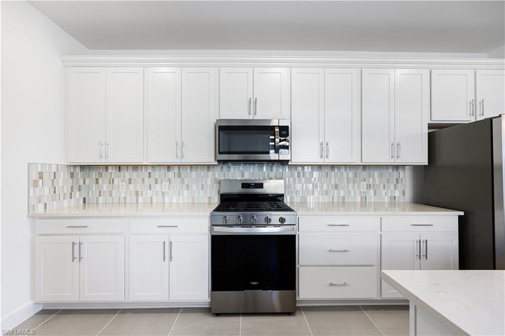 VERDANA VILLAGE - Residential Lease