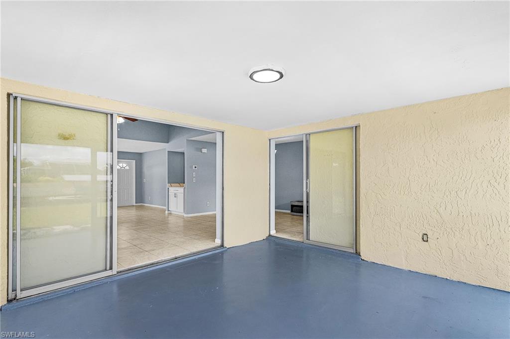 CAPE CORAL - Residential
