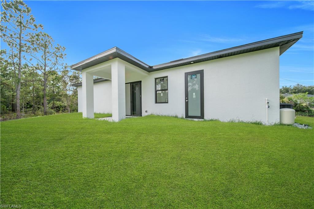 LEHIGH ACRES - Residential