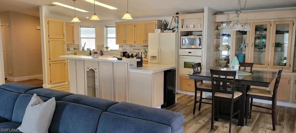 CHERRY ESTATES - Residential