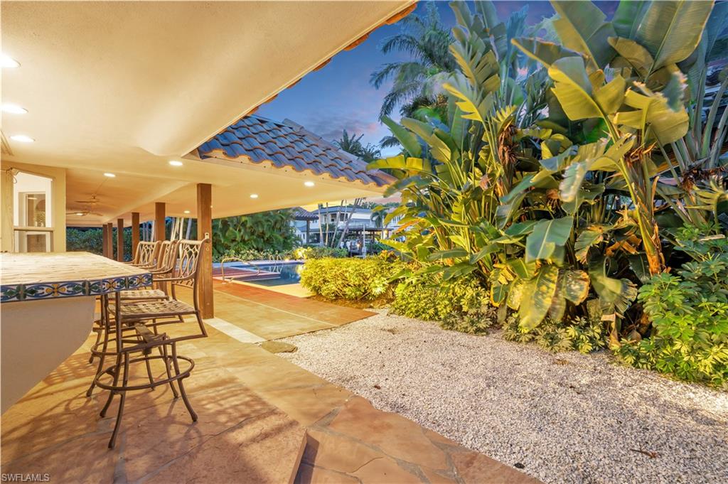 AQUALANE SHORES - Residential