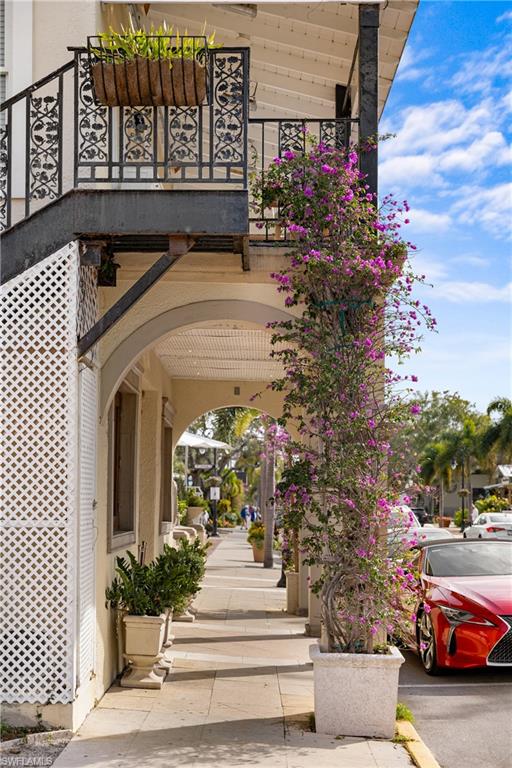 AQUALANE SHORES - Residential
