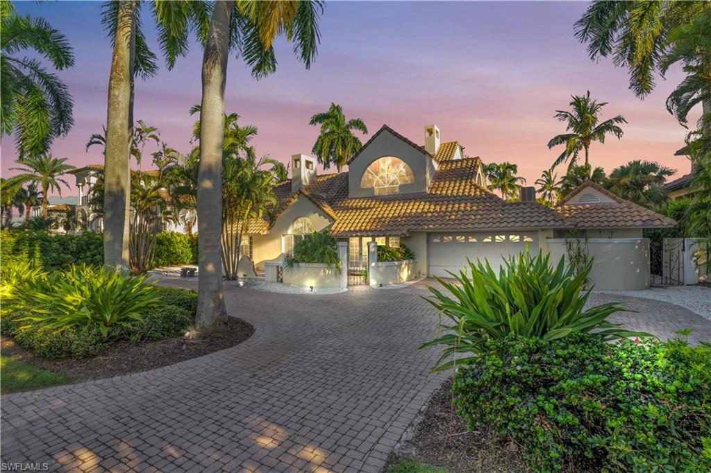 AQUALANE SHORES - Residential